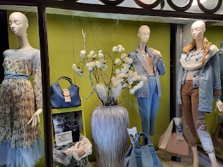 Lisa Baker Boutiques