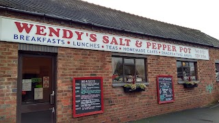 Wendy's Salt & Pepper Pot