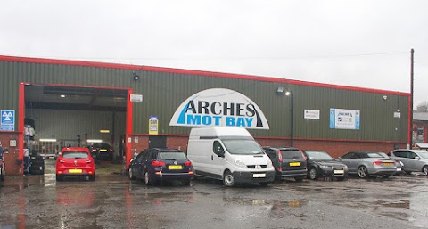 Arches MOT Garage