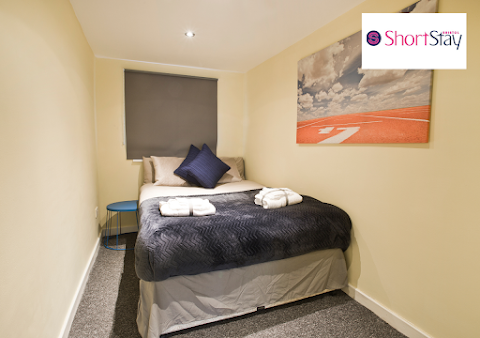 Short Stay Bristol Serviced Accommodation & Apartments St George