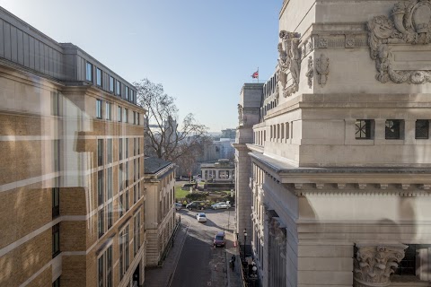 DoubleTree by Hilton London - Tower of London