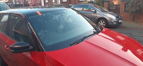 BUDGET WINDSCREENS LEEDS