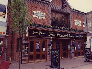 The Moon and Cross - JD Wetherspoon