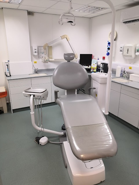 mydentist, Platt Lane, Fallowfield