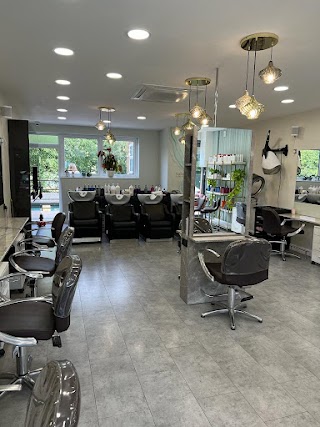 Salon 24 Hadley Wood | formerly Alan Lawrence Hairdresser