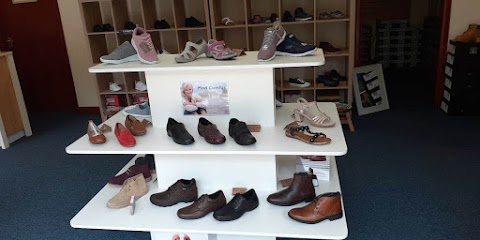 Wee Shoe Shop . Banchory