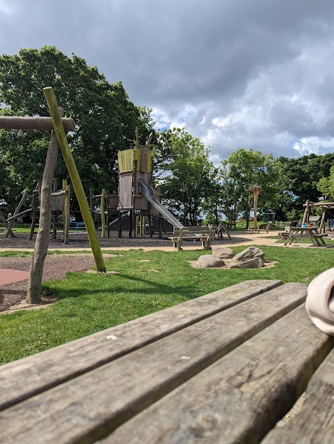 Holly Hill Play Area