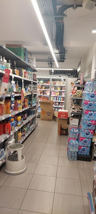 Co-op Food - Ilford - Longwood Gardens