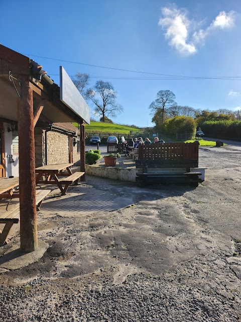 Lillypool Cafe and farm shop