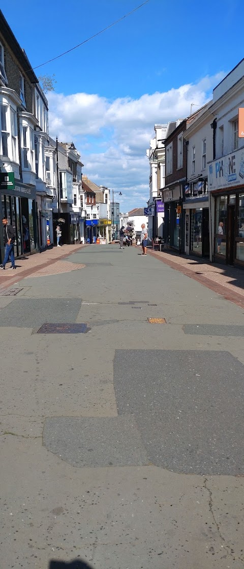 The High Street Outlet