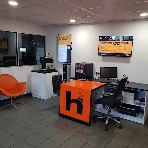 Halfords Autocentre Nottingham (Castle Blvd)