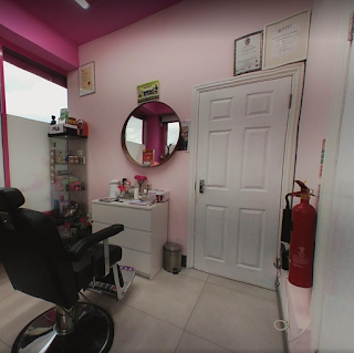 Sapna Beauty Salon London