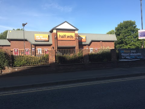 Halfords - Macclesfield