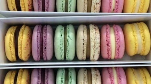 Macarons & More