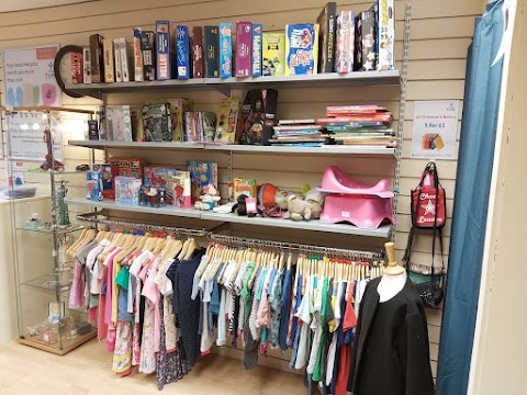 St Luke's Hospice Winsford Shop