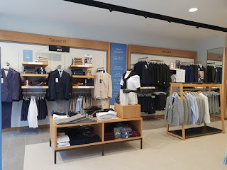 Moss Bros Bracknell