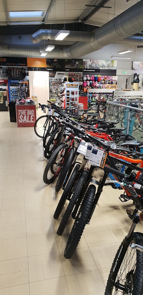 Halfords - Newcastle Under Lyme (Stoke-on-Trent)