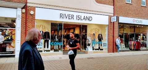 River Island