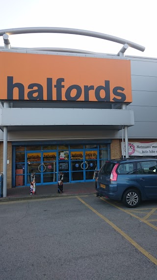 Halfords - Rotherham