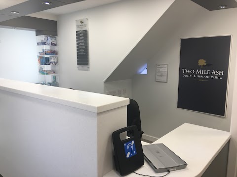 Two Mile Ash Dental & Implant Clinic