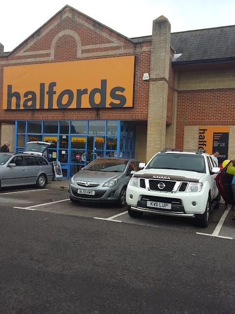 Halfords Gosport