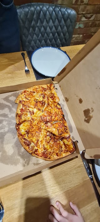 Royal Pizza, Chicken & Peri Peri