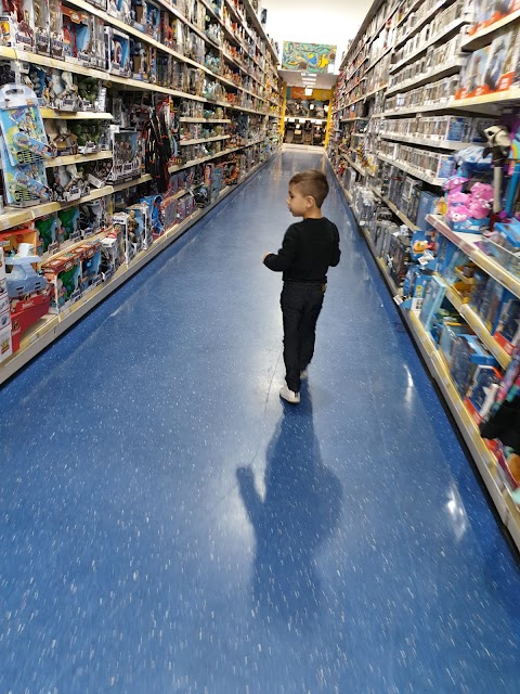 Smyths Toys Superstores