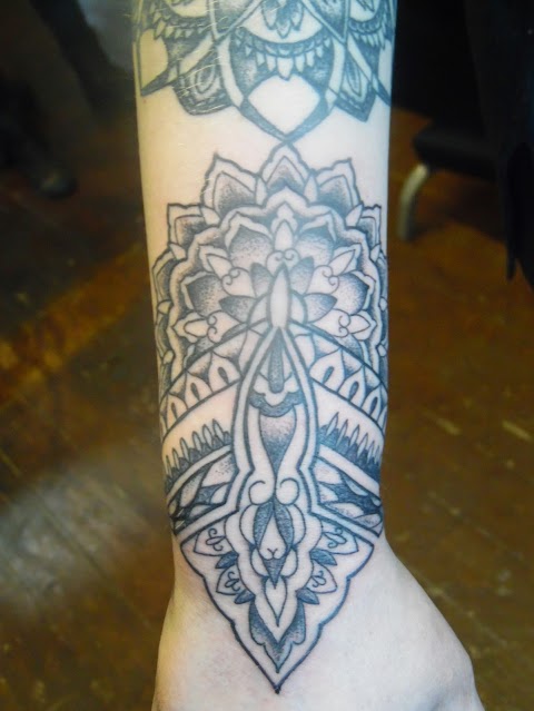 Mandala Tattoo Studio