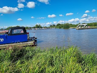 Overwater Marina, Touring Park and Glamping