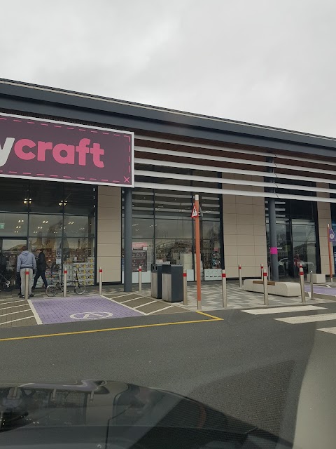 Hobbycraft Rushden Lakes