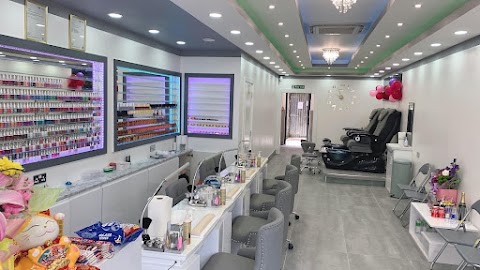 Shine Nails Salon