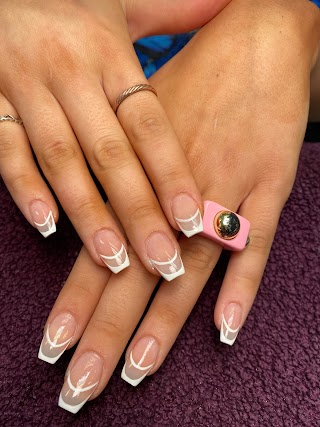 Emma's Nails