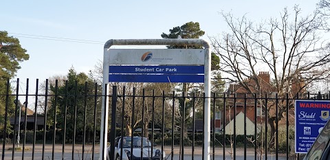 Farnborough College Of Technology Student Car Park