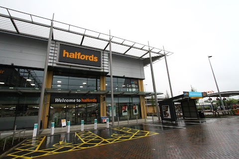 Halfords - Leamington Spa