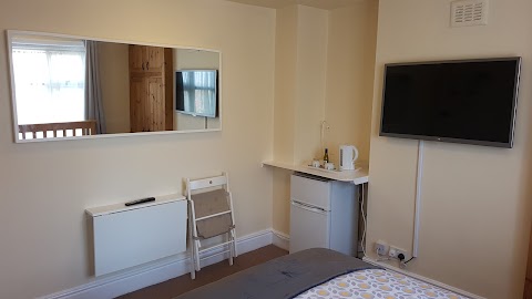 Melrose House Derby HMO Long term stays