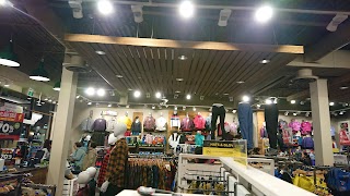 Mountain Warehouse