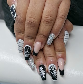 Chrysalis Nails by Lisa B