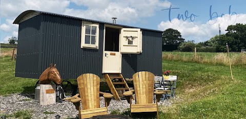 Huts In The Peak