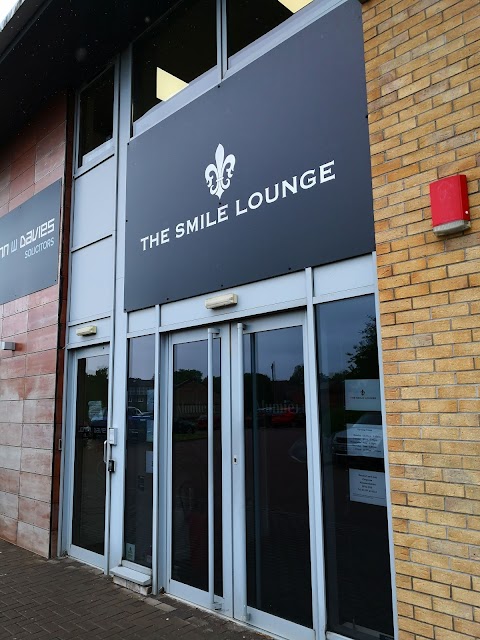 The Smile Lounge