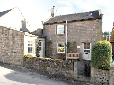 Pinfold Cottage Peak District Holidays