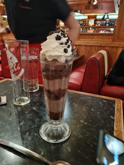 Frankie & Benny's