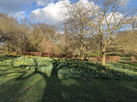 Moss Bank Park, Car Park