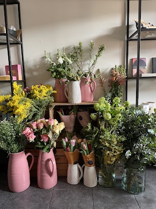 Goldfinch Floral Studio