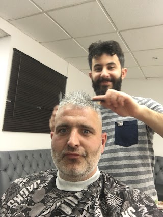 Ali's Barber