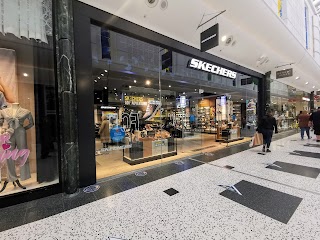 SKECHERS Retail