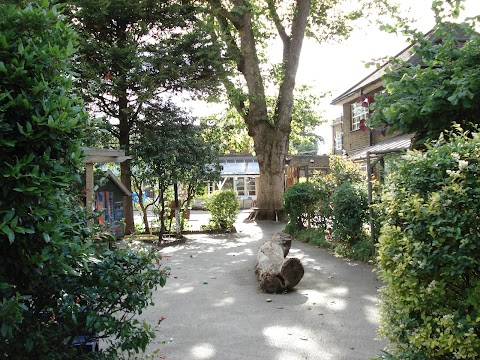 Rachel McMillan Nursery School and Children's Centre