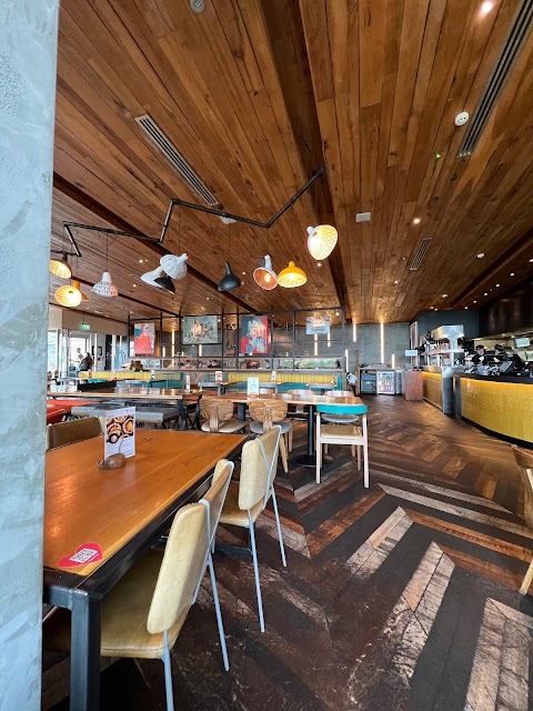 Nando's Leeds - J27