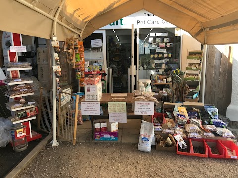 Dovart Pet Supplies and Boarding Kennels