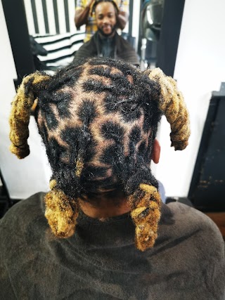 Q2 Locs Parlour Ltd