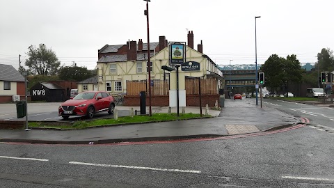 The Royal Oak, Dudley Port